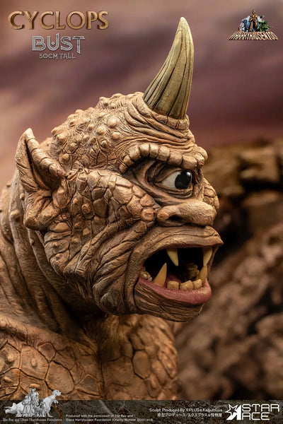 Cyclops – Star Ace Toys Ltd. – ActionFigure Brasil — close