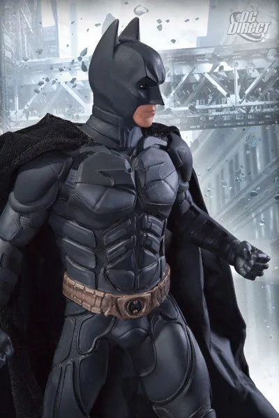 Dark Knight Rising 1/6 Icon Statue - Batmanㅤ – DCダイレクト – ActionFigure Brasil