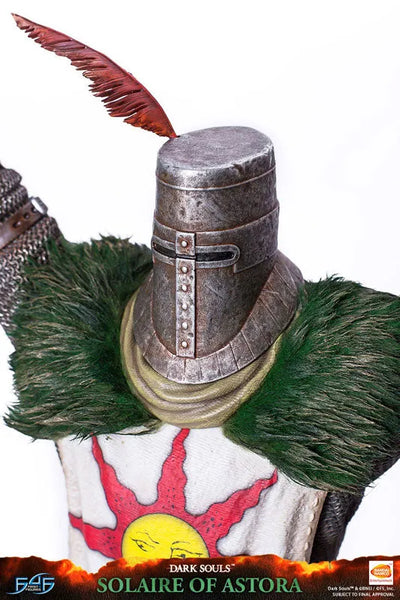 DARK SOULS - Solaire of Astora Statueㅤ – First 4 Figures – ActionFigure Brasil — ângulo diferente