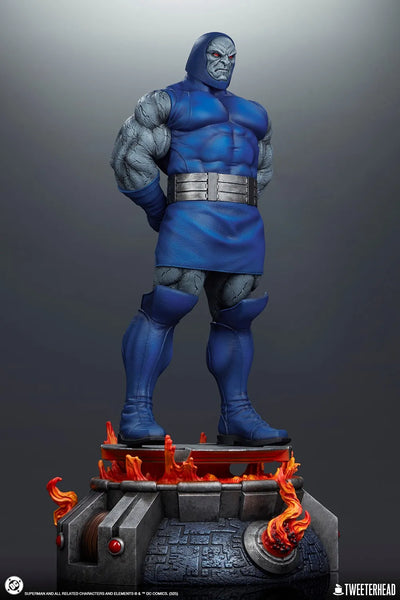 Darkseid - LIMITED EDITION: TBD – Tweeterhead – ActionFigure Brasil — ambientada
