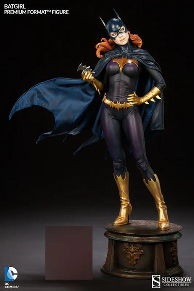 DC 1/4 Scale Premium Figure - Batgirlㅤ – Sideshow Collectibles – ActionFigure Brasil — iluminação de estúdio