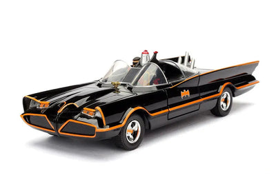 "DC Comics" 1/24 Diecast Vehicle Batmobile & Batman & Robin "Batman 1966 TV Series"ㅤ – Jada Toys – ActionFigure Brasil — ângulo diferente