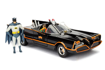 "DC Comics" 1/24 Diecast Vehicle Batmobile & Batman & Robin "Batman 1966 TV Series"ㅤ – Jada Toys – ActionFigure Brasil — com base expositora