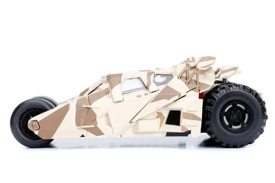 "DC Comics" 1/24 Diecast Vehicle Batmobile (Camouflage) & Batman "Dark Knight Rising"ㅤ – Jada Toys – ActionFigure Brasil — close