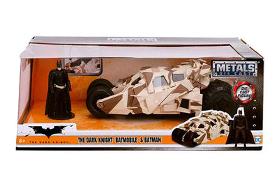"DC Comics" 1/24 Diecast Vehicle Batmobile (Camouflage) & Batman "Dark Knight Rising"ㅤ – Jada Toys – ActionFigure Brasil — iluminação de estúdio