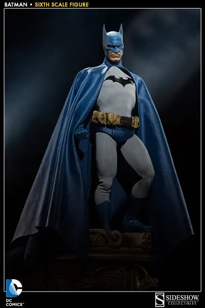 DC Comics 1/6 Scale Figure - SideShow Sixth Scale Batmanㅤ – Sideshow Collectibles – ActionFigure Brasil