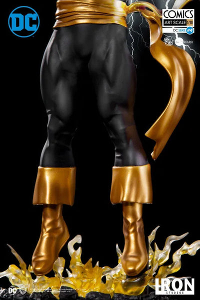 DC Comics / Black Adam 1/10 Art Scale Statue(Provisional Pre-order)ㅤ – Iron Studios – ActionFigureBrasil — ângulo diferente