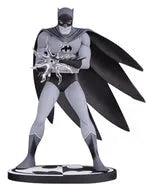 DC Comics - Black & White Batman By Jirou Kuwata(Provisional Pre-order)ㅤ – DC Collectibles – ActionFigure Brasil