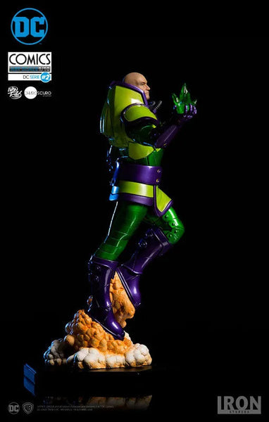 DC Comics - Lex Luthor 1/10 Art Scale Statueㅤ – Iron Studios – ActionFigure Brasil — iluminação de estúdio