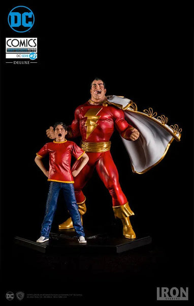DC Comics - Shazam & Billy Batson 1/10 Art Scale Statueㅤ – IRON STUDIOS/豆魚雷 – ActionFigure Brasil