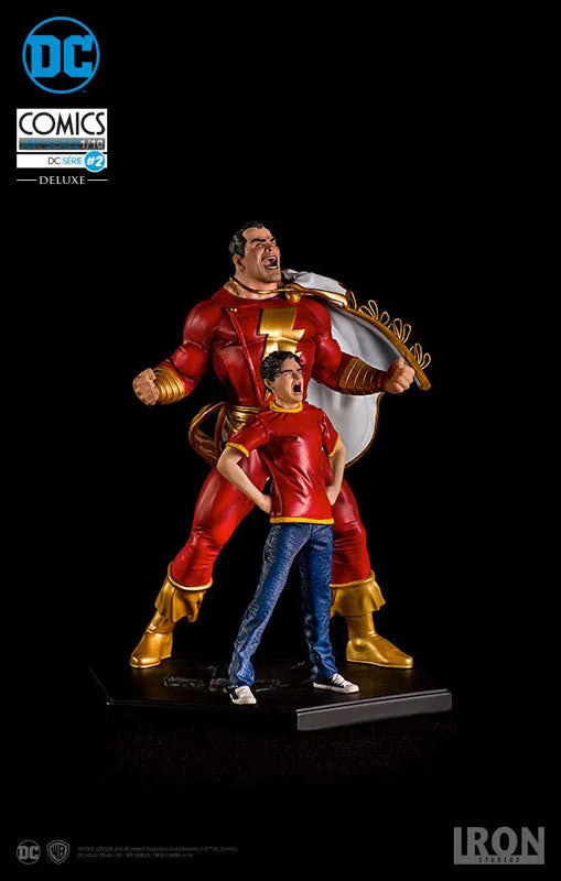 DC Comics - Shazam & Billy Batson 1/10 Art Scale Statueㅤ – IRON STUDIOS/豆魚雷 – ActionFigure Brasil