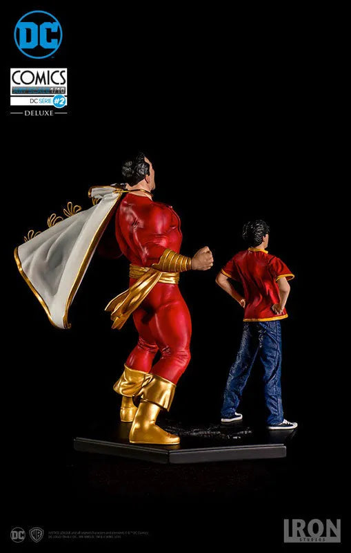 DC Comics - Shazam & Billy Batson 1/10 Art Scale Statueㅤ – IRON STUDIOS/豆魚雷 – ActionFigure Brasil