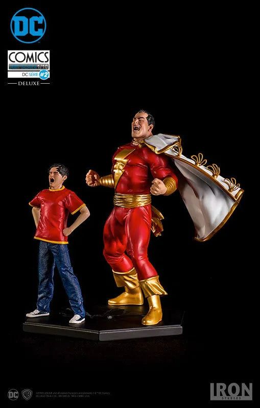 DC Comics - Shazam & Billy Batson 1/10 Art Scale Statueㅤ – IRON STUDIOS/豆魚雷 – ActionFigure Brasil
