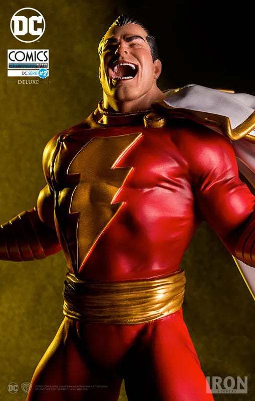 DC Comics - Shazam & Billy Batson 1/10 Art Scale Statueㅤ – IRON STUDIOS/豆魚雷 – ActionFigure Brasil