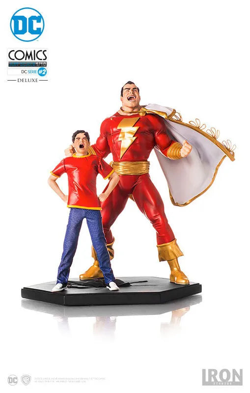 DC Comics - Shazam & Billy Batson 1/10 Art Scale Statueㅤ – IRON STUDIOS/豆魚雷 – ActionFigure Brasil
