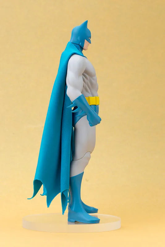 DC Universe - Batman - ARTFX+ - Super Powers Classics - 1/10 (Kotobukiya)ㅤ – Kotobukiya – ActionFigureBrasil