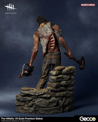 Dead by Daylight - The Hillbilly - Premium Statue Series No.03 - 1/6 (Gecco, Mamegyorai)ㅤ – Gecco – ActionFigureBrasil — close