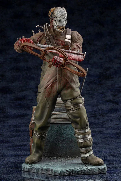 Dead by Daylight - The Trapper (Kotobukiya)ㅤ – Kotobukiya – ActionFigure Brasil — ângulo diferente