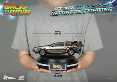 DeLorean Floating DX (Deluxe Edition) – Beast Kingdom – ActionFigure Brasil — com base expositora