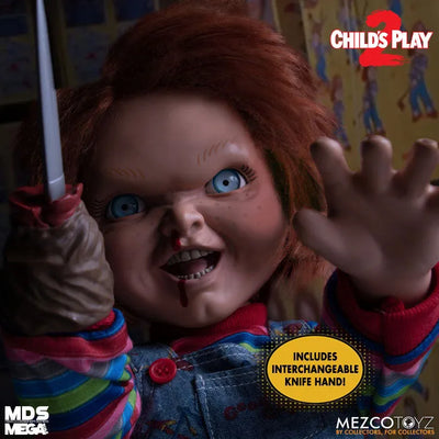 Designer Series / Child's Play 2: Chucky 15 Inch Mega Scale Talking Figure Menacing verㅤ – Mezco – ActionFigure Brasil — ambientada