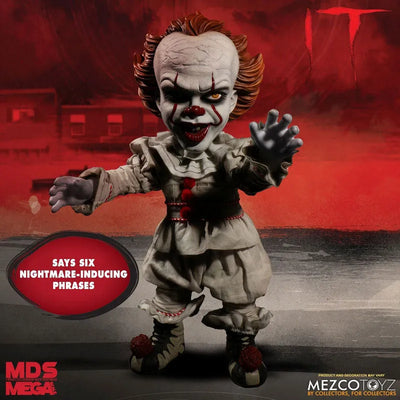 Designer Series / IT: Pennywise 15 Inch Mega Scale Figure with Sound(Provisional Pre-order)ㅤ – Mezco – ActionFigure Brasil — com base expositora