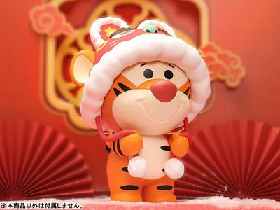 DISNEY NEW YEAR TIGGER Big Sizeㅤ – POPMART – ActionFigure Brasil — ambientada