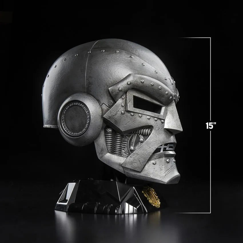 Doctor Doom Premium Roleplay – Hasbro – ActionFigure Brasil