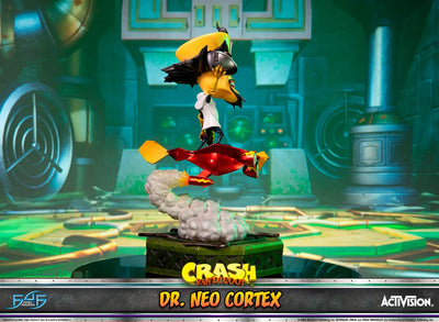 Dr. Neo Cortex – First 4 Figures – ActionFigure Brasil — close