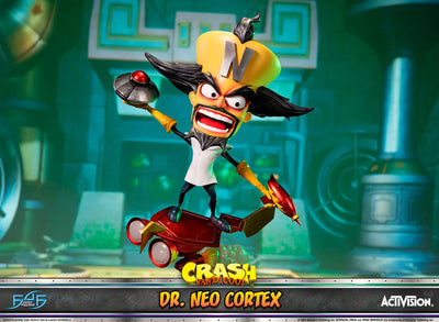Dr. Neo Cortex – First 4 Figures – ActionFigure Brasil — iluminação de estúdio