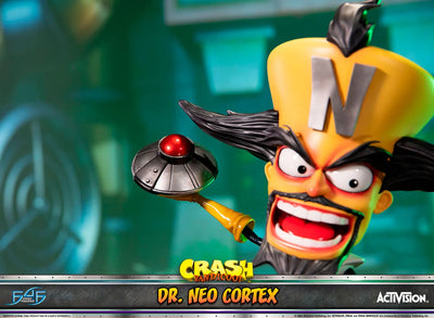 Dr. Neo Cortex – First 4 Figures – ActionFigure Brasil — close