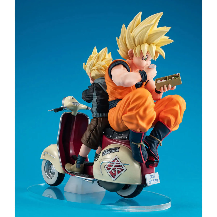 Dragon Ball Z - Son Gohan SSJ - Son Goku SSJ - Desktop Real McCoy EX - & Bike (MegaHouse) [Shop Exclusive]ㅤ – MegaHouse – ActionFigureBrasil
