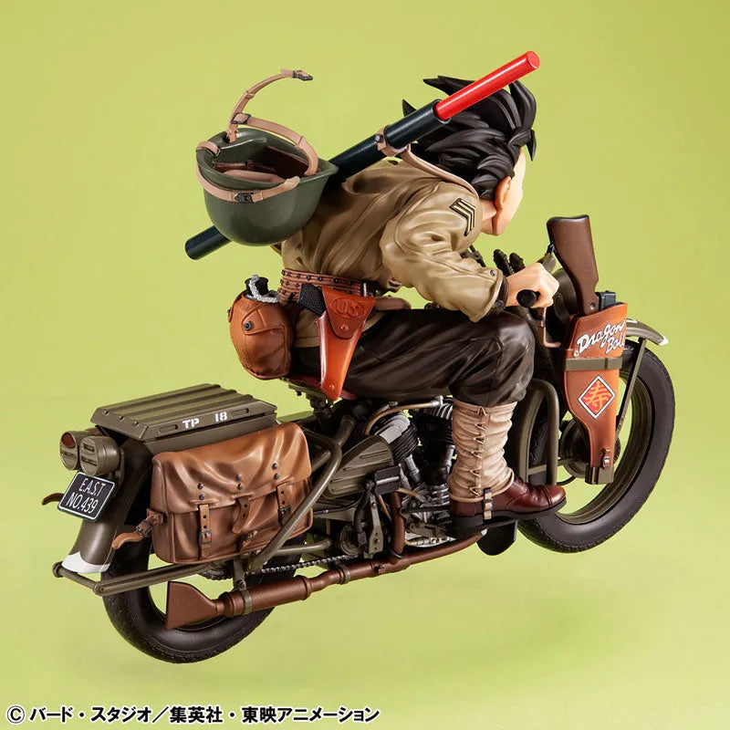 Dragon Ball Z - Son Goku - Desktop Real McCoy EX - Army ver. w/ bike (MegaHouse) [Shop Exclusive]ㅤ – MegaHouse – ActionFigureBrasil
