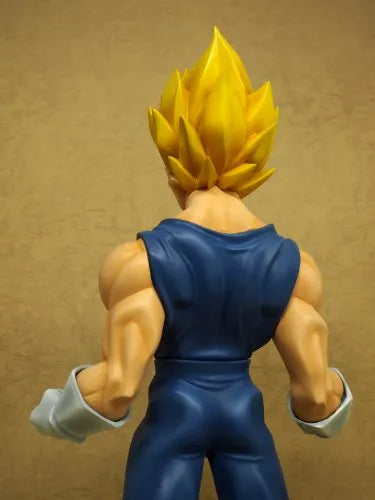 Dragon Ball Z - Vegeta SSJ - Gigantic Series - 1/4 (X-Plus)ㅤ – X-Plus – ActionFigure Brasil