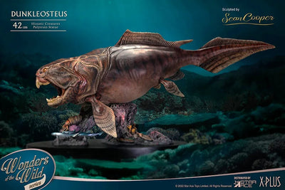 Dunkleosteus (Deluxe Version) (Deluxe Version) – Star Ace Toys Ltd. – ActionFigure Brasil — com base expositora