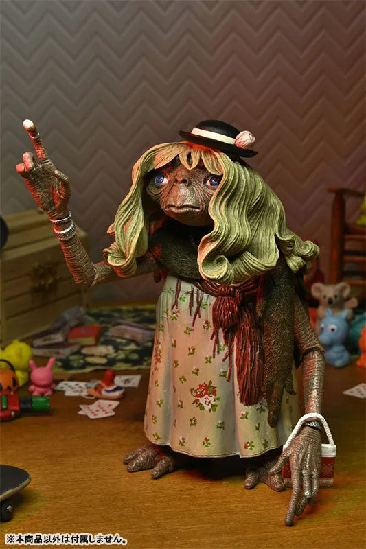 E.T. / E.T. 40th Anniversary Ultimate Action Figure Dress-up verㅤ – Neca – ActionFigure Brasil