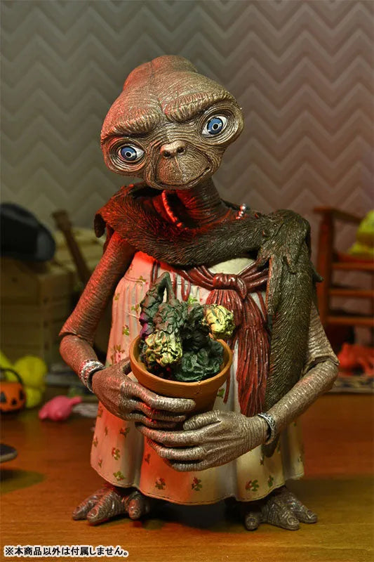 E.T. / E.T. 40th Anniversary Ultimate Action Figure Dress-up verㅤ – Neca – ActionFigure Brasil