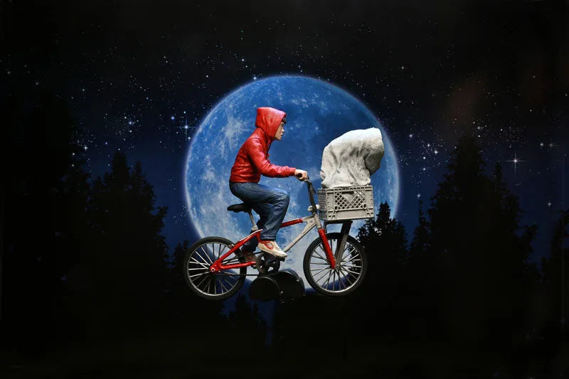 E.T. / E.T. & Elliott 40th Anniversary Display Figureㅤ – Neca – ActionFigure Brasil