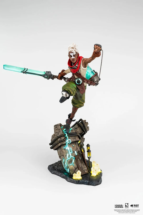 Ekko - LIMITED EDITION: 2000 – PureArts – ActionFigure Brasil