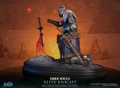 Elite Knight: Humanity Restored Edition - LIMITED EDITION – First 4 Figures – ActionFigure Brasil — ângulo diferente