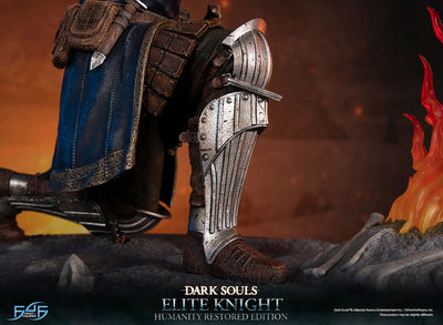 Elite Knight: Humanity Restored Edition - LIMITED EDITION – First 4 Figures – ActionFigure Brasil — iluminação de estúdio