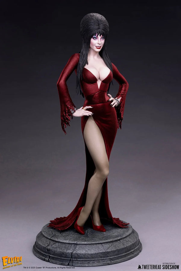 Elvira: Mistress of the Dark (Red Glitter Dress Variant) - LIMITED EDITION: 700 (Red - Variant) – Tweeterhead – ActionFigure Brasil