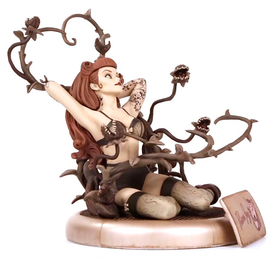 ESTÁTUA DC COLLECTIBLES DC BOMBSHELLS - POISON IVY SEPIA TONE VARIANT 35993