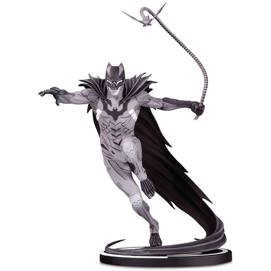 ESTÁTUA DC COLLECTIBLES DESIGNER SERIES - BATMAN BY KENNETH ROCAFORT STATUE