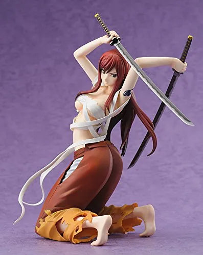 Fairy Tail - Erza Scarlet - 1/8 - Yoto Benisakura, Hakama ver.ㅤ – Hobby Japan – ActionFigureBrasil — com base expositora