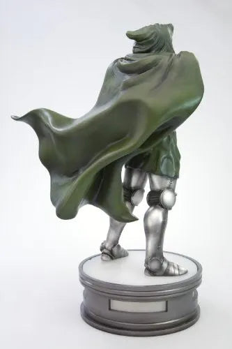 Fantastic Four - Dr. Doom - Fine Art Statue - 1/6 (Kotobukiya)ㅤ – Kotobukiya – ActionFigure Brasil — close