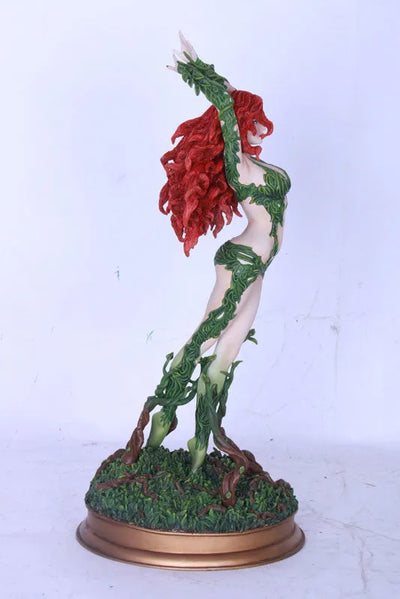Fantasy Figure Gallery - DC Comics Collection: Poison Ivy 1/6 Resin Statueㅤ – Yamato – ActionFigureBrasil — ângulo diferente