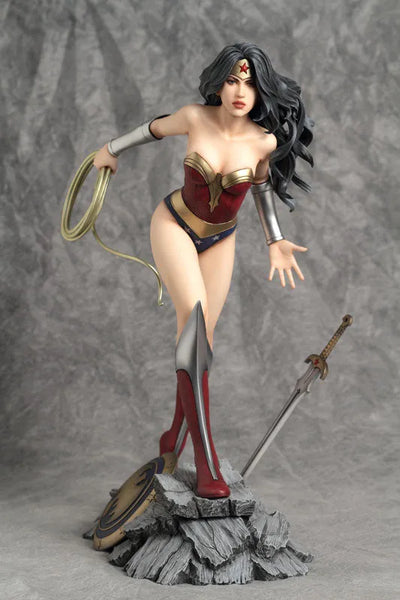 Fantasy Figure Gallery - DC Comics Collection: Wonder Woman 1/6 Resin Statueㅤ – Yamato USA – ActionFigureBrasil — ambientada