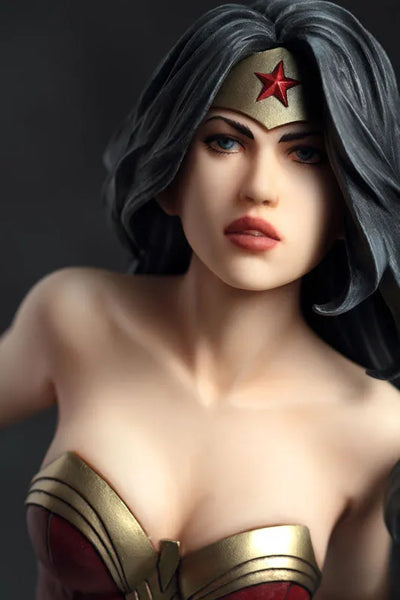 Fantasy Figure Gallery - DC Comics Collection: Wonder Woman 1/6 Resin Statueㅤ – Yamato USA – ActionFigureBrasil — acessórios