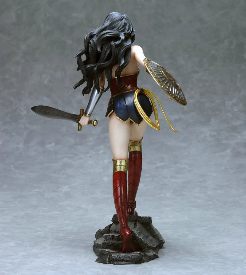 Fantasy Figure Gallery - DC Comics Collection: Wonder Woman New Earth 1/6 PVCㅤ – Yamato USA – ActionFigure Brasil