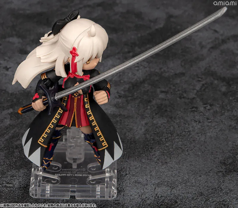 Fate/Grand Order - Jeanne d'Arc (Alter) - Desktop Army - Desktop Army Fate/Grand Order 4th - Avenger (MegaHouse)ㅤ – MegaHouse As Manufacturer – ActionFigure Brasil